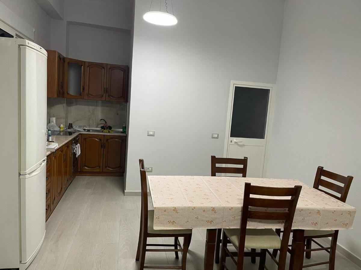 Apartament Gjergji Saranda Kültér fotó