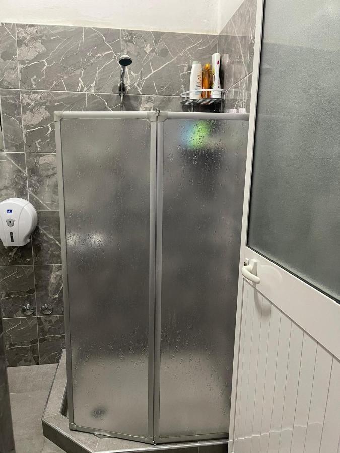 Apartament Gjergji Saranda Kültér fotó
